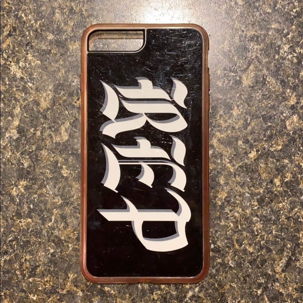 Taylor Swift “𝖗𝖊𝖕𝖚𝖙𝖆𝖙𝖎𝖔𝖓” iPhone Case